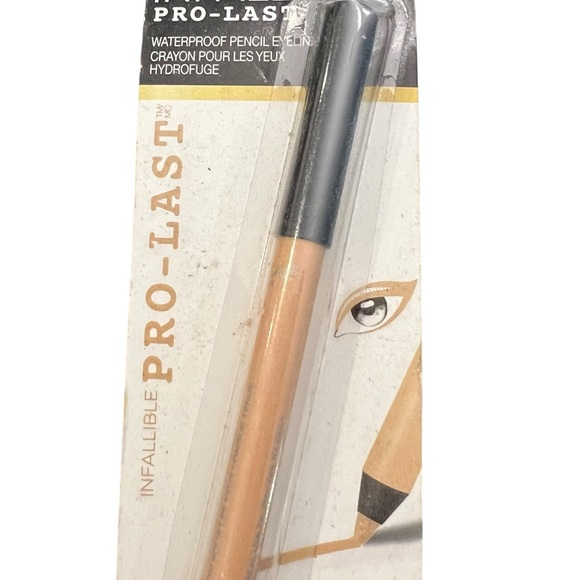 L'oreal Infallible Pro Last Waterproof Eyeliner Pencil 980 Nude Beige NEW - Picture 3 of 5